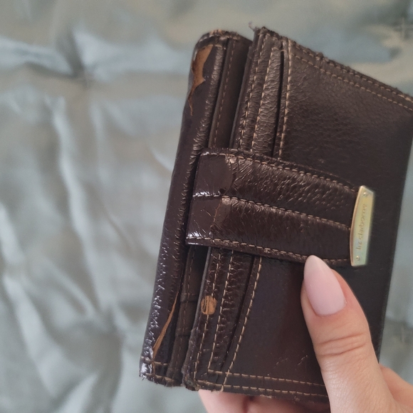 Liz Claiborne Vintage Wallet - Picture 5 of 5